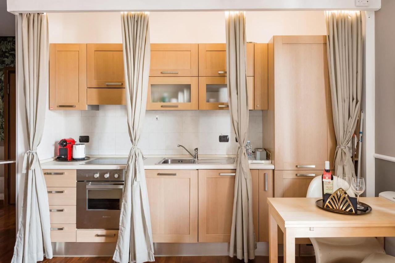 Golden Suite Apartment & Day Use Milan Exterior photo
